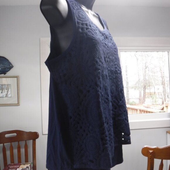 BNWT Maurices Navy Crochet tank top size XXL - Picture 3 of 7